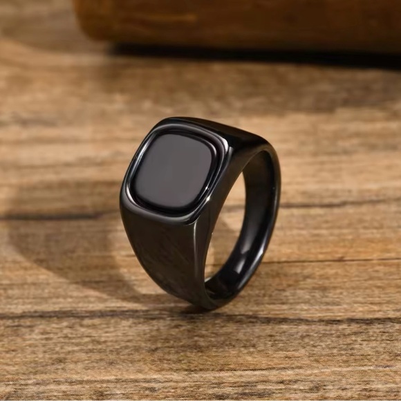 Black Stone Rings for Men Stainless Steel Geometric Square Ring Signet Ring 8, 9 - Picture 1 of 5